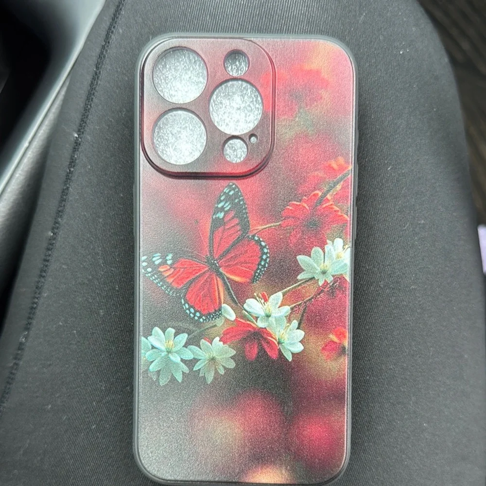 Butterfly Floral Phone Cover for Triple Camera I phone 15 Pro NWOT